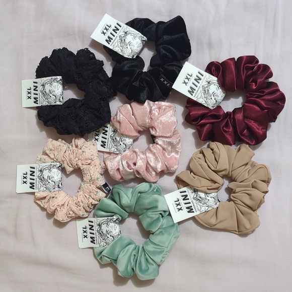 BNWT XXL and Co. Mini Scrunchie Bundle - Picture 1 of 4